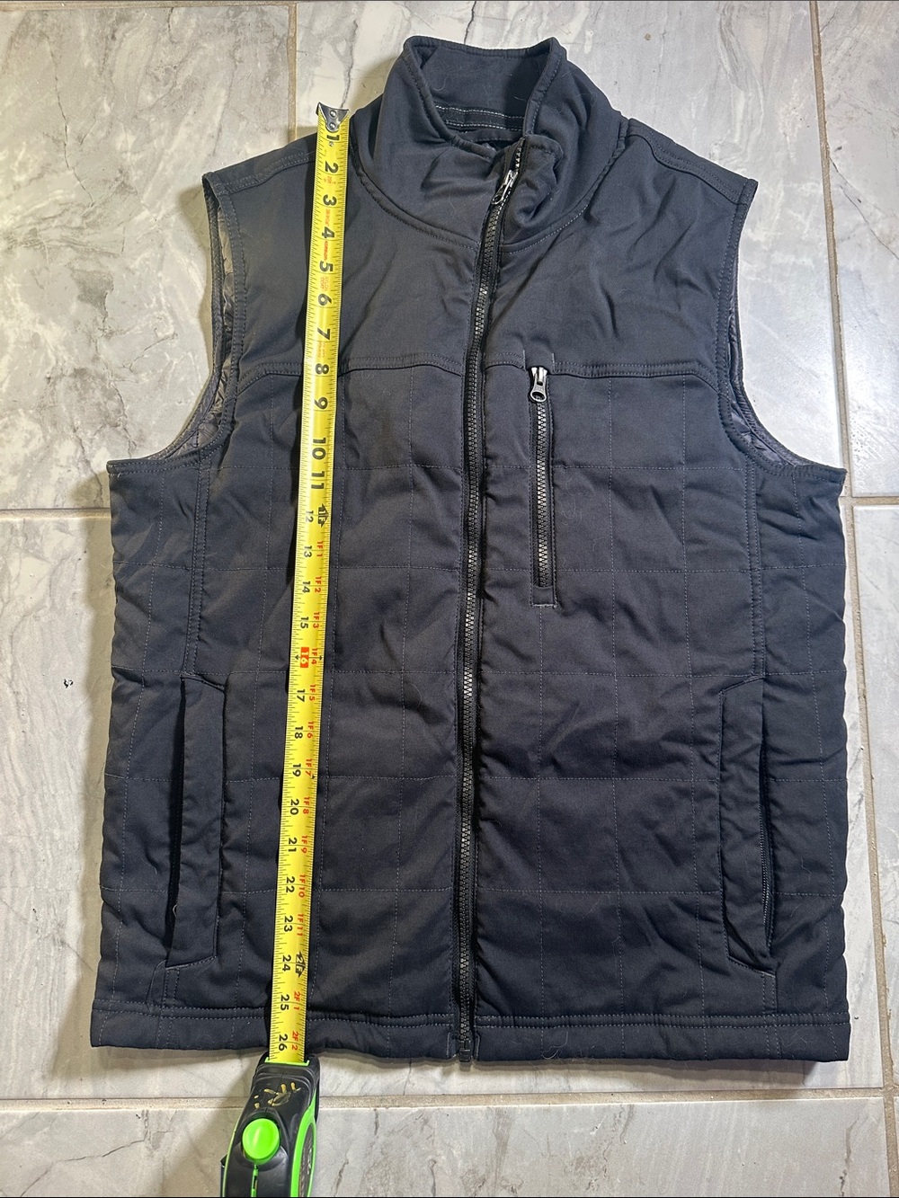 Prana Zion Black Quilted Sleeveless Vest medium